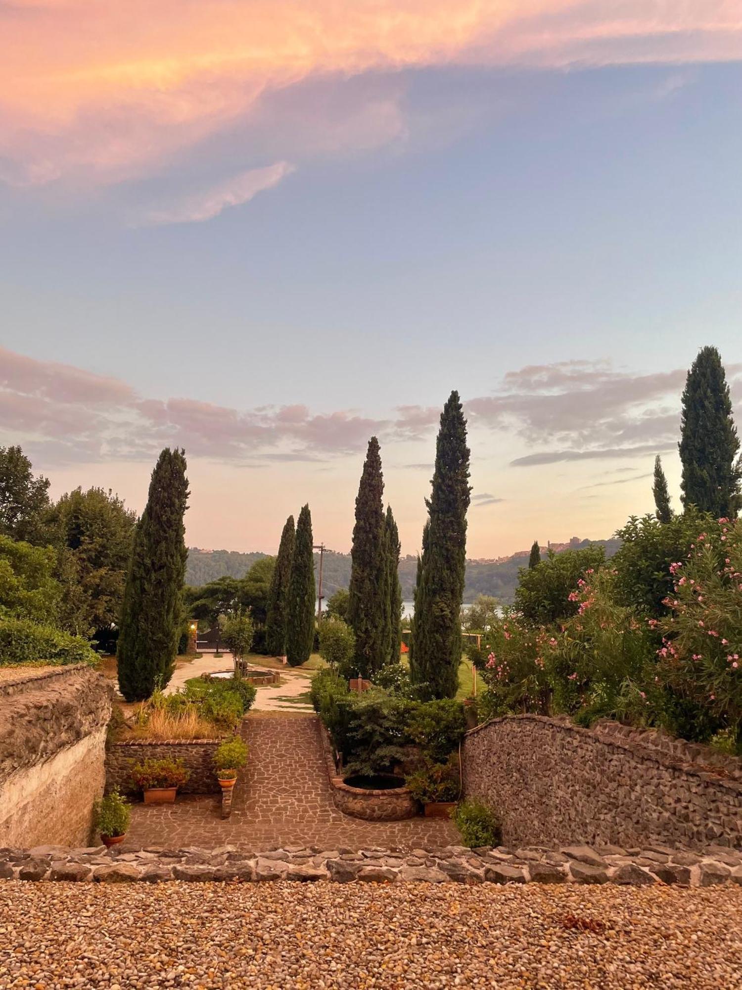 נמי Agriturismo Le Grotte מראה חיצוני תמונה