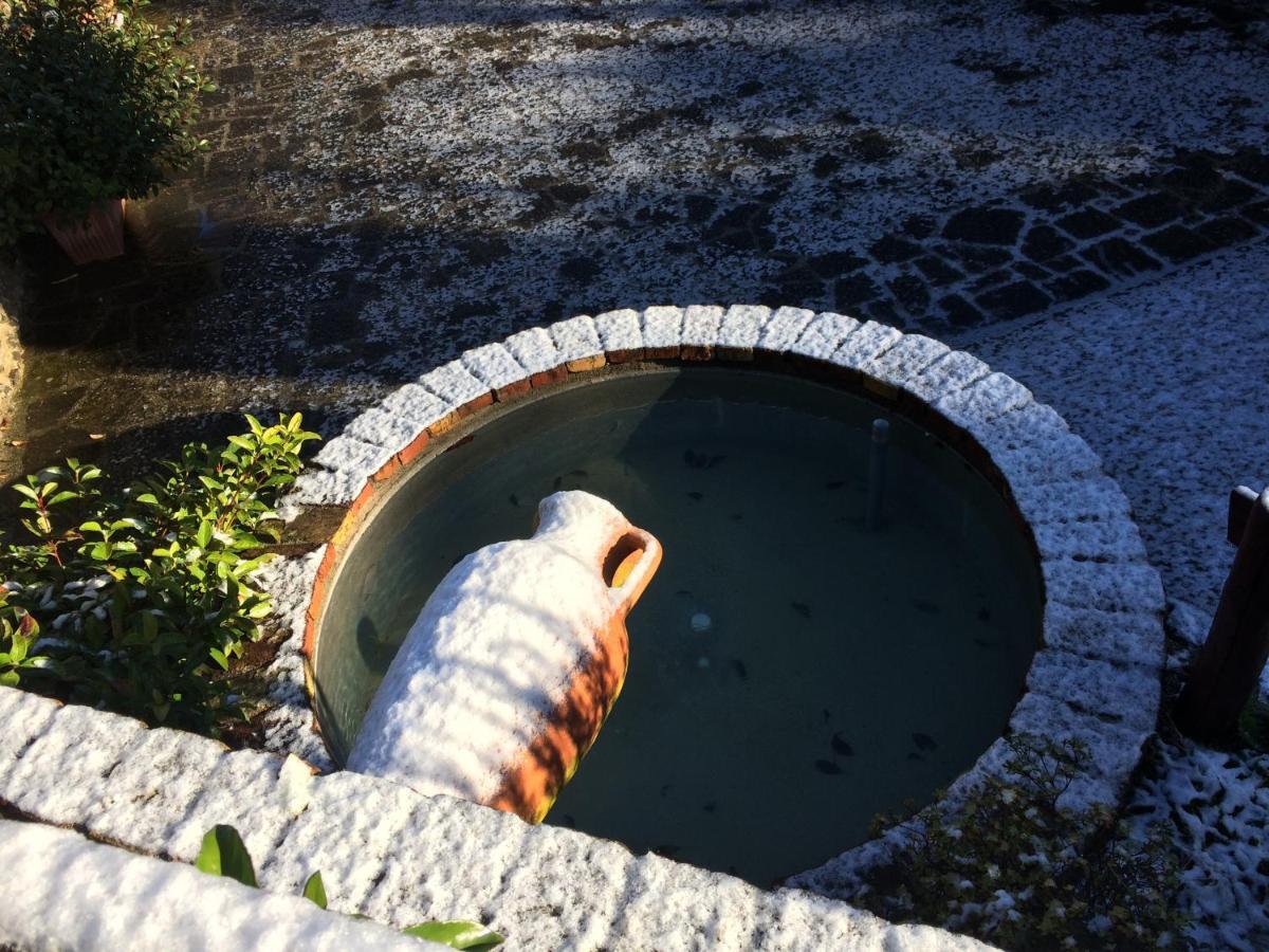 נמי Agriturismo Le Grotte מראה חיצוני תמונה