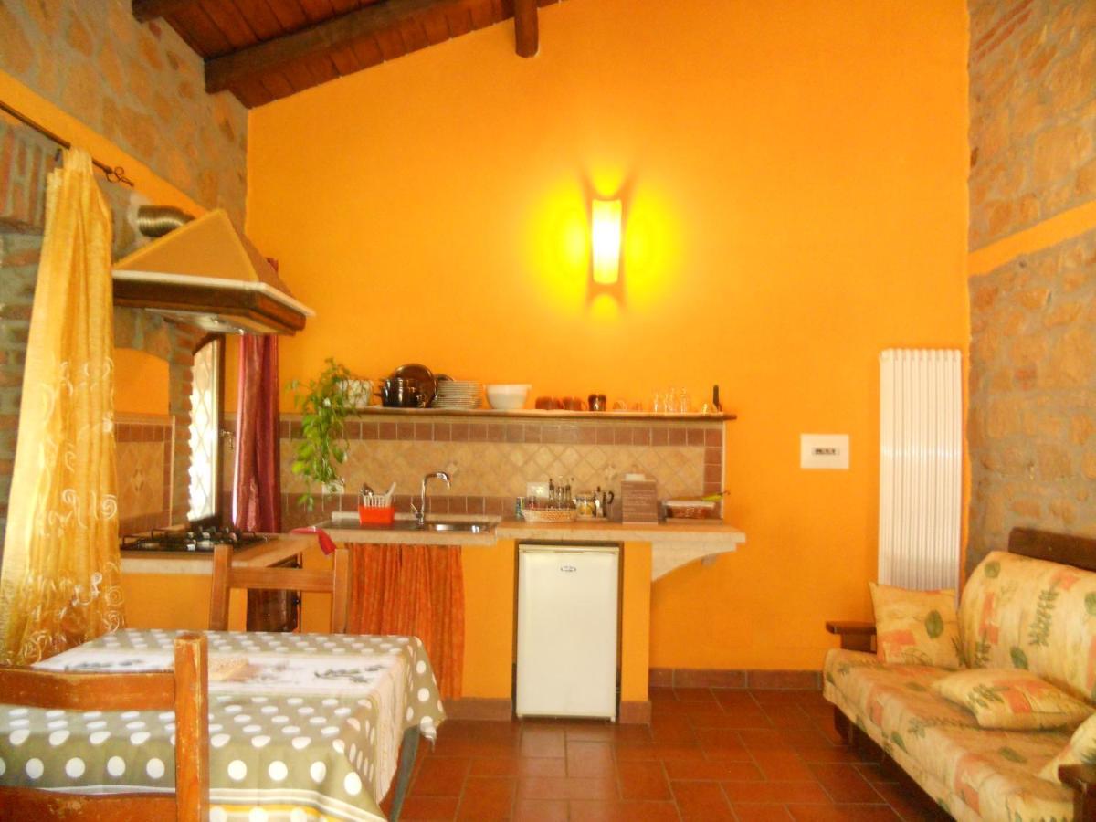 נמי Agriturismo Le Grotte מראה חיצוני תמונה